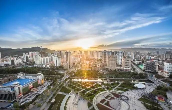 2025新澳門管家婆免費大全,澳門是中國著名的旅游城市之一，吸引了眾多游客前來觀光旅游。隨著互聯(lián)網(wǎng)的普及，越來越多的人開始通過網(wǎng)上獲取各種信息，包括旅游資訊、娛樂新聞等等。在這樣的背景下，澳門相關(guān)的網(wǎng)絡(luò)資源也受到了廣泛關(guān)注。本文將介紹關(guān)于澳門管家婆的相關(guān)信息，特別是關(guān)于澳門管家婆免費大全的內(nèi)容，為讀者提供更多了解和認(rèn)識澳門的機會。同時，本文也將探討未來的發(fā)展趨勢以及可能面臨的挑戰(zhàn)。